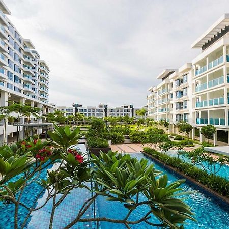 Homestay @ Bandar Seri Putra Kajang Exteriör bild