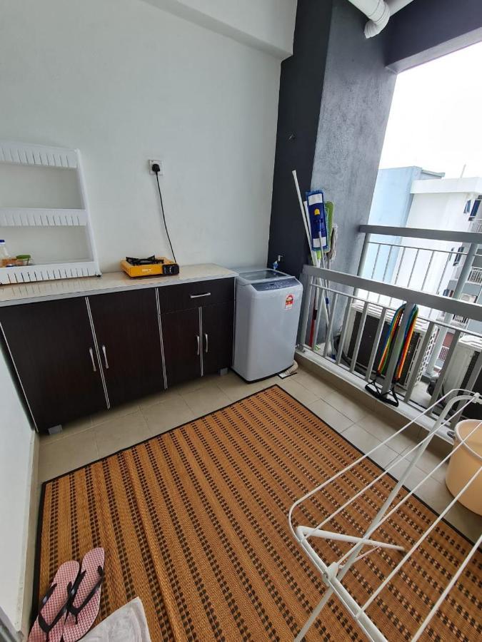 Homestay @ Bandar Seri Putra Kajang Exteriör bild